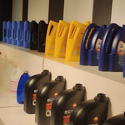 شراء 1-5L خط ملء التشحيم التلقائي بالكامل 1000-5000BPH 1000ml-5000ml online manufacture