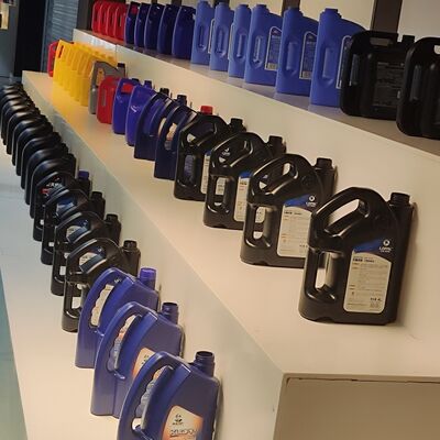 شراء مصنع بيع ساخن 1-5L خط ملء الزيوت 1000-5000BPH 1000ml-5000ml online manufacture