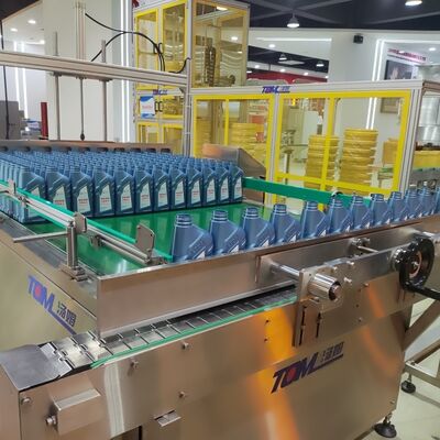 شراء خط ملء 1-5L التحكم التلقائي بالكامل مع الغطاء وحزمة الحالة online manufacture